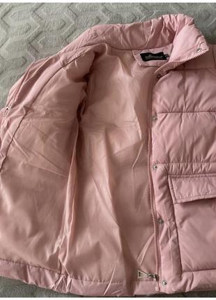 Жіноча курточка рожевого кольору3 фото
