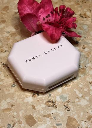 Пудра fenty beauty soft matte powder foundation1 фото