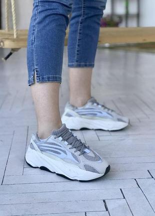 Мужские кроссовки adidas yeezy 700 v2