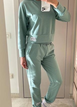 Спортивний костюм3 фото
