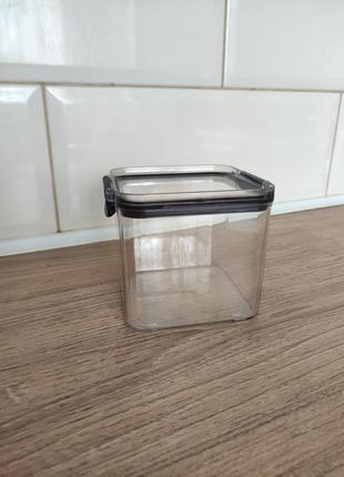 Пластикові контейнери - органайзери для кухні2 фото