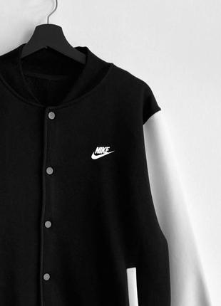 Бомбер на весну nike  чорний