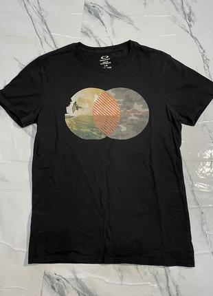 Oakley t-shirt