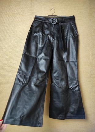 Чорні шкіряні кюлоти брюки штани кльош3 фото