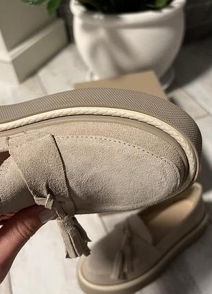 Лоферы, туфли кожаные 37р беж