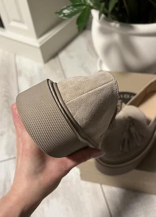 Лоферы, туфли кожаные 37р беж