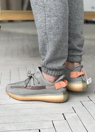 Чоловічі кросівки adidas yeezy 350 v2