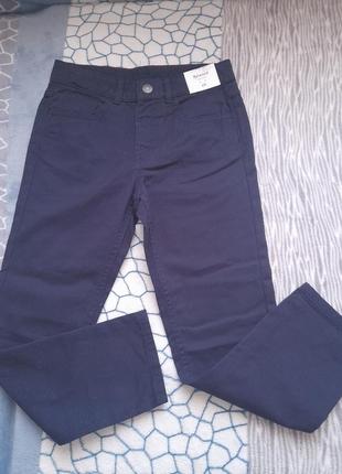 Нові темно-сині брюки-джинси нм