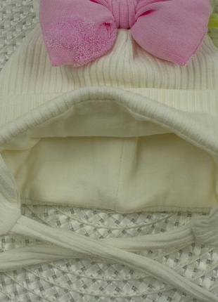 Шапка для новонародженого з бантом та вушками (0-3 міс) молочна4 фото