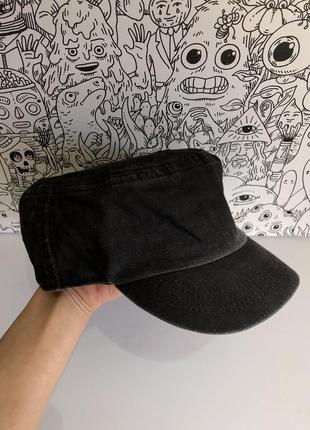 Кепка 🧢  primark