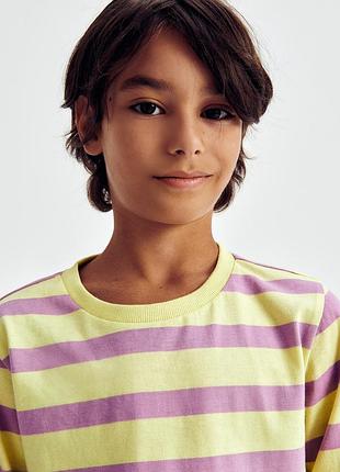 Щільний яскравий лонгслів реглан кофта в полоску reserved 128, 134, 140р.