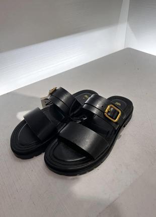 Кожаные шлепанцы zara 36