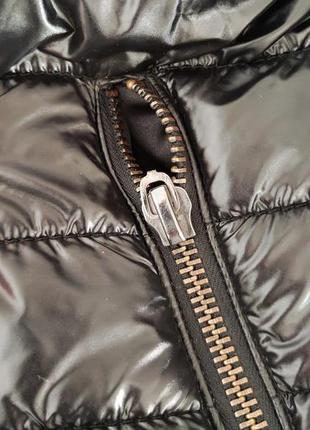 Брендова укорочена куртка,під лак  ,с натуральним хутром, італія, люкс.10 фото