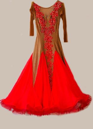 Платье для бальных танцев