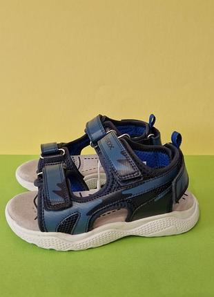 Сандалі босоніжки geox оригінал! р.30,,33,34,35.