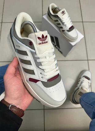 Кросівки Adidas vulc raid3r skateboarding shoes shadow navy shadow navy cloud white gy5494