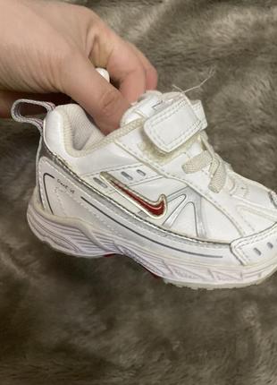 Шкіряні nike