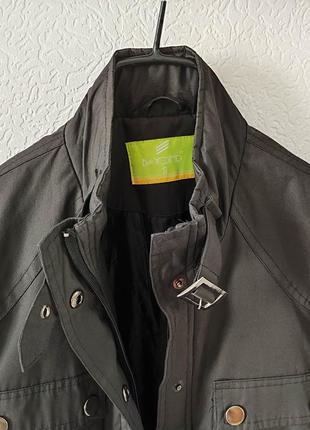 Куртка на поясі чорна4 фото