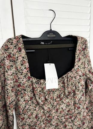 Коротка сукня zara в квітковий принт зара з розміром з довгим рукавом плаття8 фото