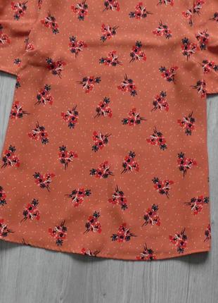 Легка блуза у квітковий принт4 фото