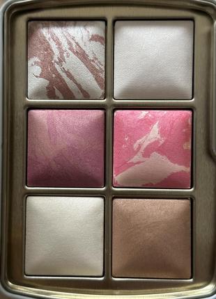 Hourglass ambient lighting edit unlocked owl jellyfish медуза в футлярі сова1 фото