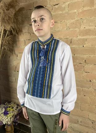 Українська сорочка з вишивкою для хлопчика підлітка з комірцем-стійкою