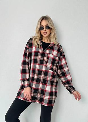 Женская рубашка в клеточку