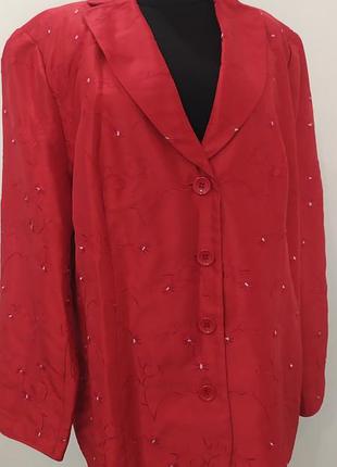 Жакет с вышивкой батал