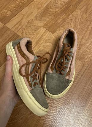 Кеди . р.36. vans.