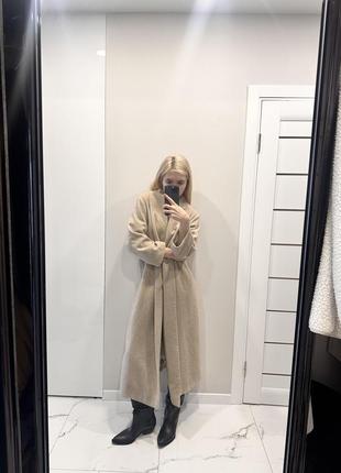 Пальто в беж mango zara massimo cos  stradivarius