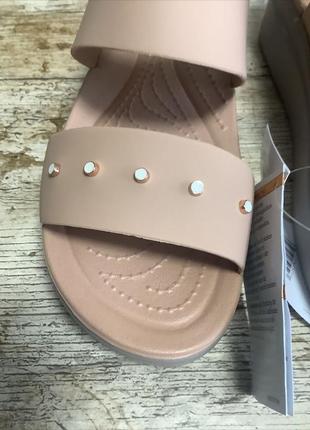 Крокс бруклін сандалі бежеві crocs brooklyn low wedge cork / mushroom2 фото