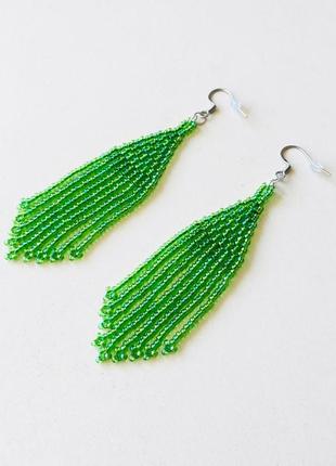 Зелені сережки з бісеру, бісерні сережки, довгі зелені сережки, сережки бахрома4 фото