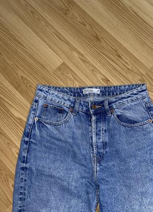 Синие прямые джинсы с необработанным краем house1 фото