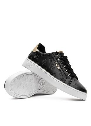 Жіночі снігерси guess ормгінал