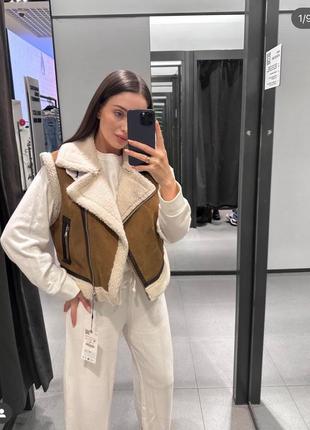 Zara жилетка