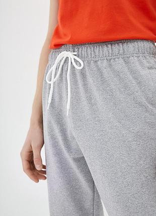 Спортивные серые мужские штаны спортивки
