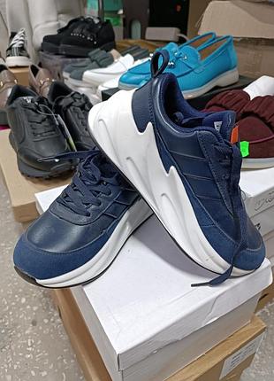 Кросівки 36-40