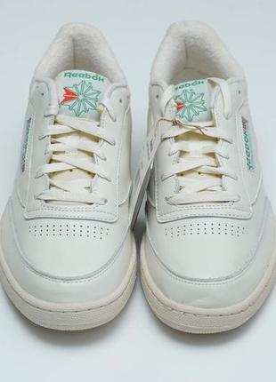 Мужские кроссовки reebok белого цвета.