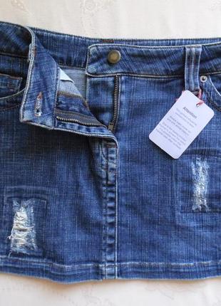 Юбка джинс с «рваным» декором look размер 14 (40) - идет на 48-48+.2 фото