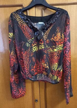 Новий шифоновий блузон via delle rose блузка чорні паєтки принт метелики