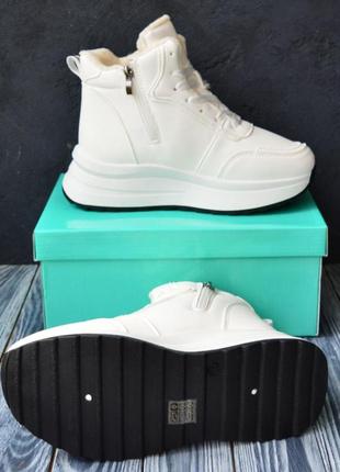 Fashion shoes черевички білі, хутро-гревірітки зимові жиночі кросівки8 фото