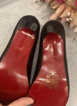 Шкіряні туфлі човники в сті zara clarks6 фото