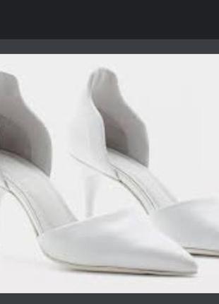 Білі шкіряні босоніжки туфлі лодочки cos