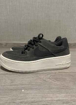 Кросівки nike air force1 фото