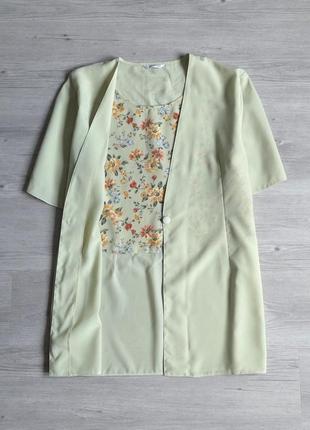 Ніжна блуза топ з накидкою у квітковий принт
