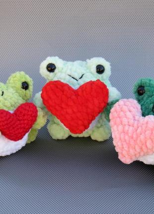 В'язана жабка з плюшевої пряжі
