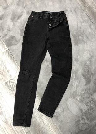 Круті ідеальні чорні джинси1 фото