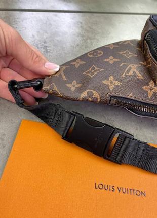 Поясная сумка коричневая louis vuitton christopher6 фото