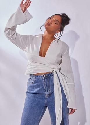 Топ білий з довгим рукавом
