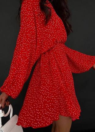 Сукня міні з об'ємними рукавами з гумкою на талії вільна з принтом горошок плаття чорна біла червона трендова стильна